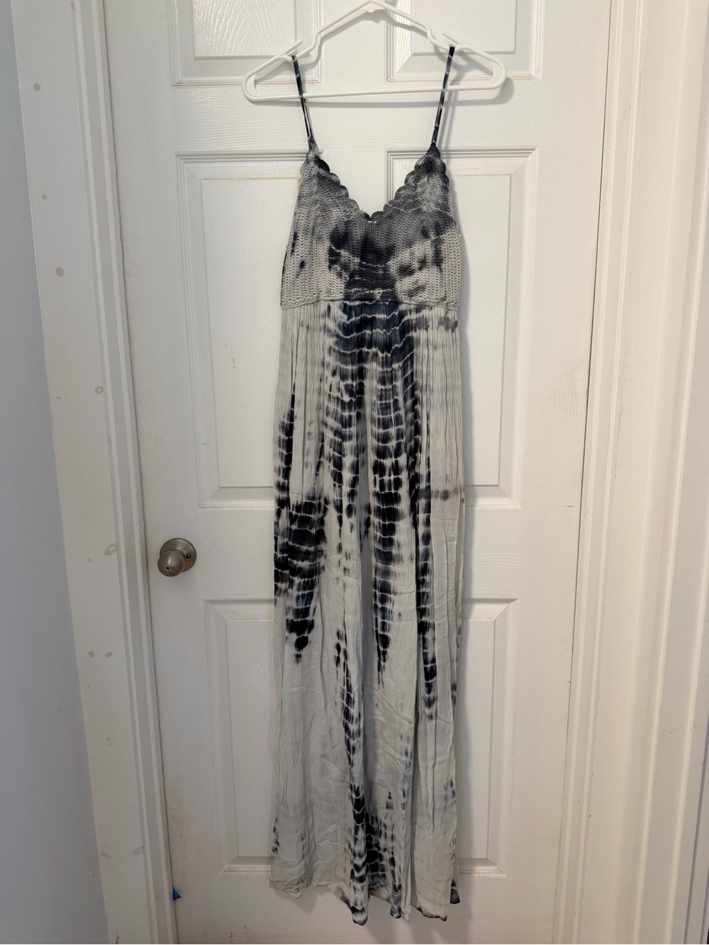 Forever 21 Navy & White Tie-Dye Maxi Slip Dress with Spaghetti Straps